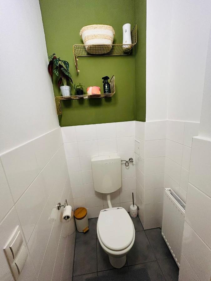 Apartment 5 Min Schoenbrunn Gloriette, Direct To City Center, Free Parking Wien Eksteriør bilde