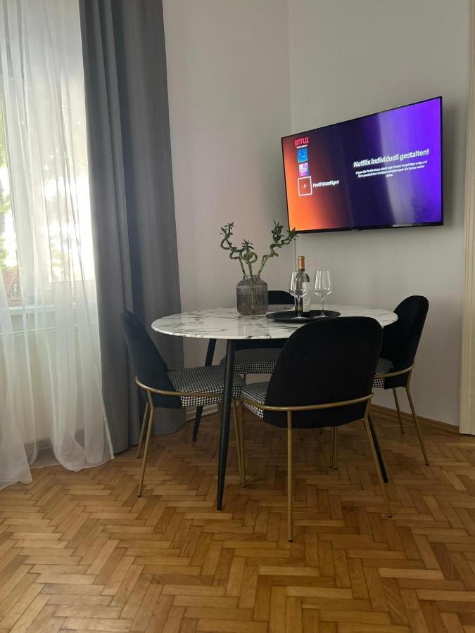 Apartment 5 Min Schoenbrunn Gloriette, Direct To City Center, Free Parking Wien Eksteriør bilde