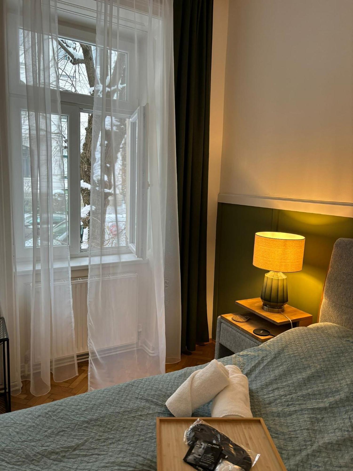 Apartment 5 Min Schoenbrunn Gloriette, Direct To City Center, Free Parking Wien Eksteriør bilde